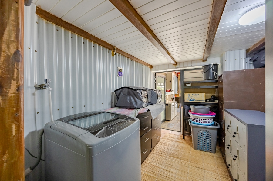 6 Bedroom Property for Sale in Flamingo Vlei Western Cape